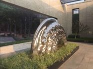 A grande escultura exterior de aço inoxidável, espelho lustrou a estátua exterior da arte moderna