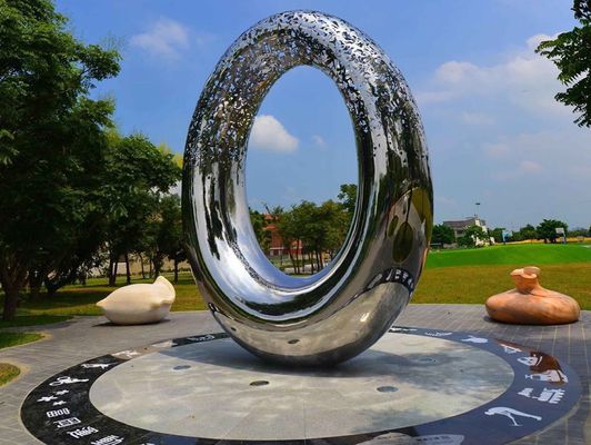 quality 316L Escultura metálica exterior de aço inoxidável com superfície de acabamento de espelho e design abstrato factory